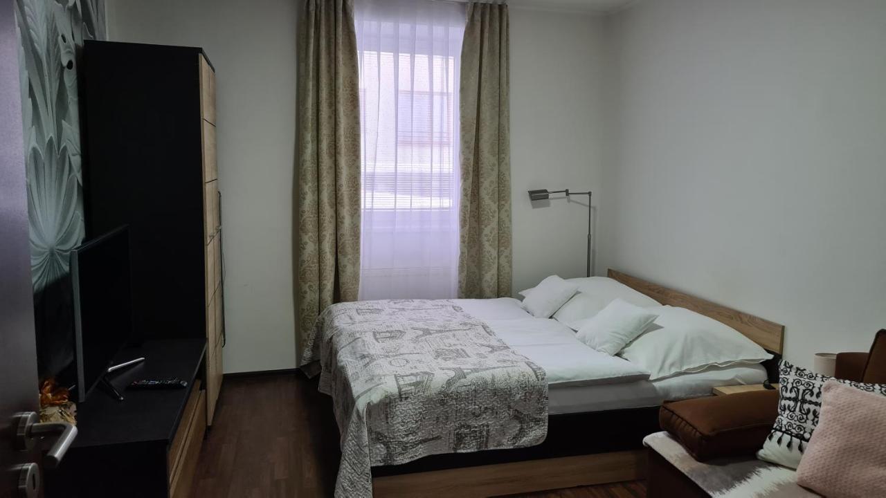 Olomouc New3 Apartment ภายนอก รูปภาพ