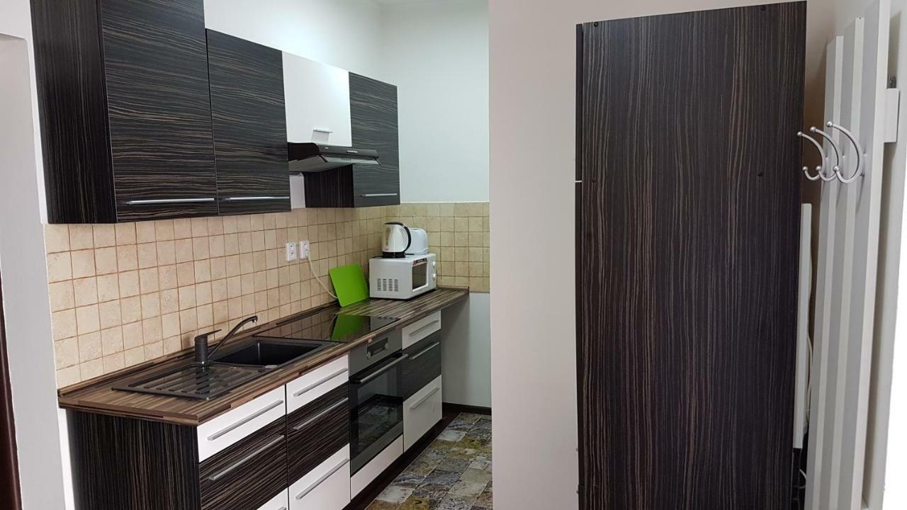 Olomouc New3 Apartment ภายนอก รูปภาพ